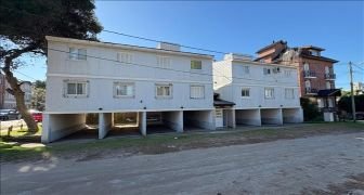 BONITO DEPTO RECICLADO A 100 M DEL MAR